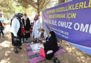 Hem piknik, hem ziyaret